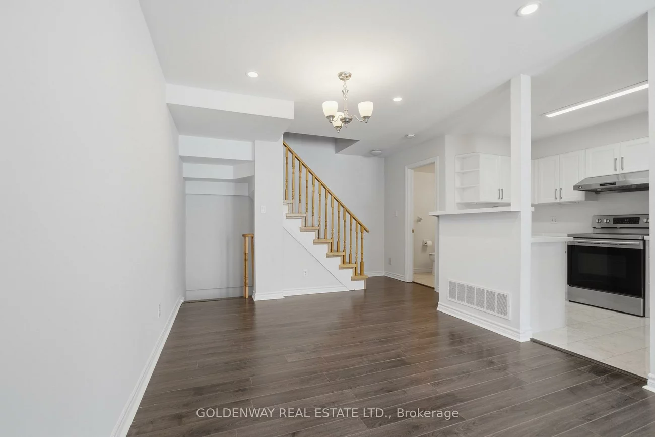151, Townsgate, Crestwood-Springfarm-Yorkhill, Vaughan