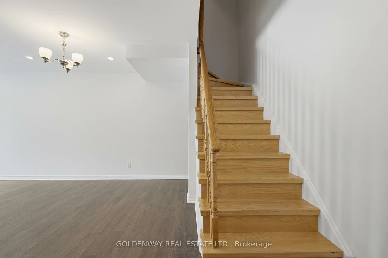 151, Townsgate, Crestwood-Springfarm-Yorkhill, Vaughan
