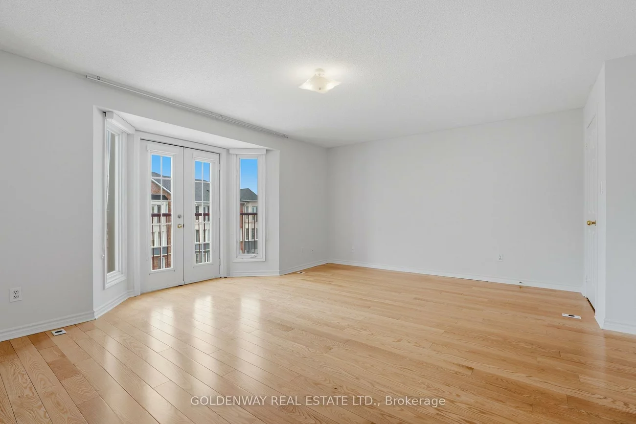 151, Townsgate, Crestwood-Springfarm-Yorkhill, Vaughan