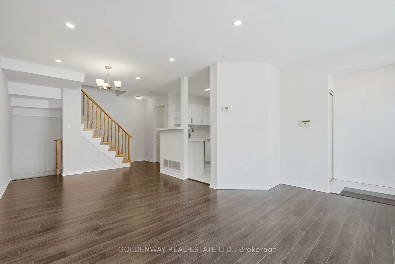 151, Townsgate, Crestwood-Springfarm-Yorkhill, Vaughan