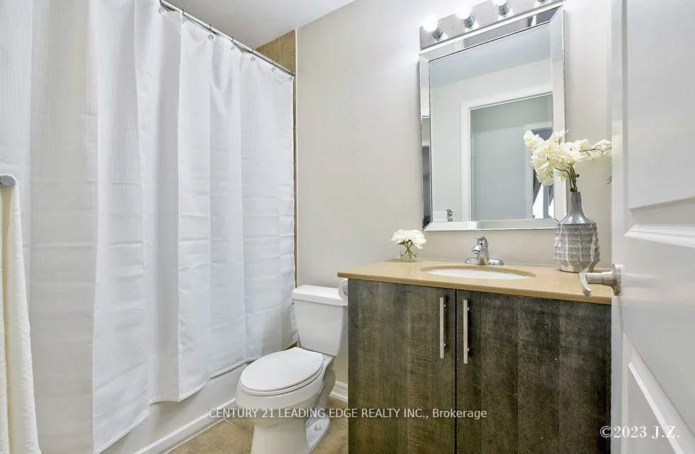 9225, Jane, Maple, Vaughan