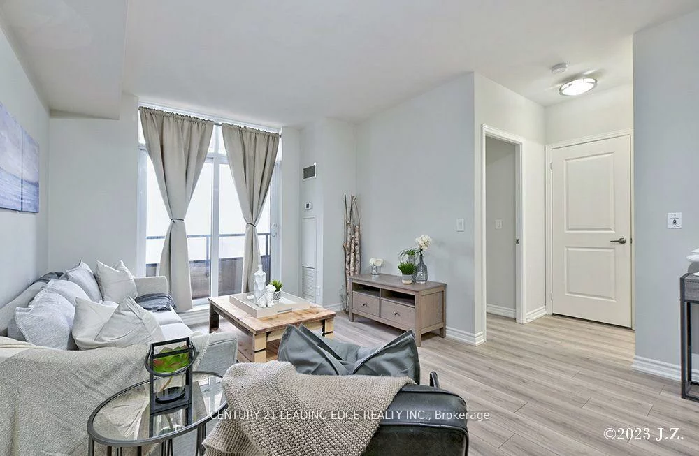 9225, Jane, Maple, Vaughan