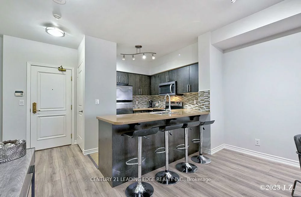9225, Jane, Maple, Vaughan