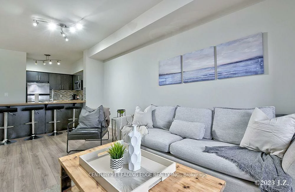 9225, Jane, Maple, Vaughan