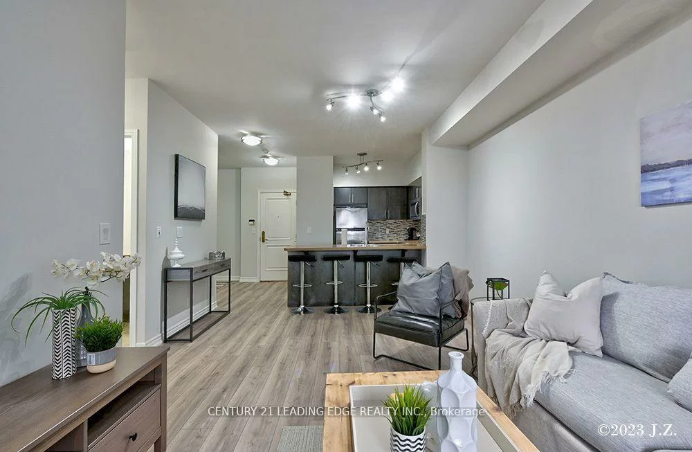 9225, Jane, Maple, Vaughan