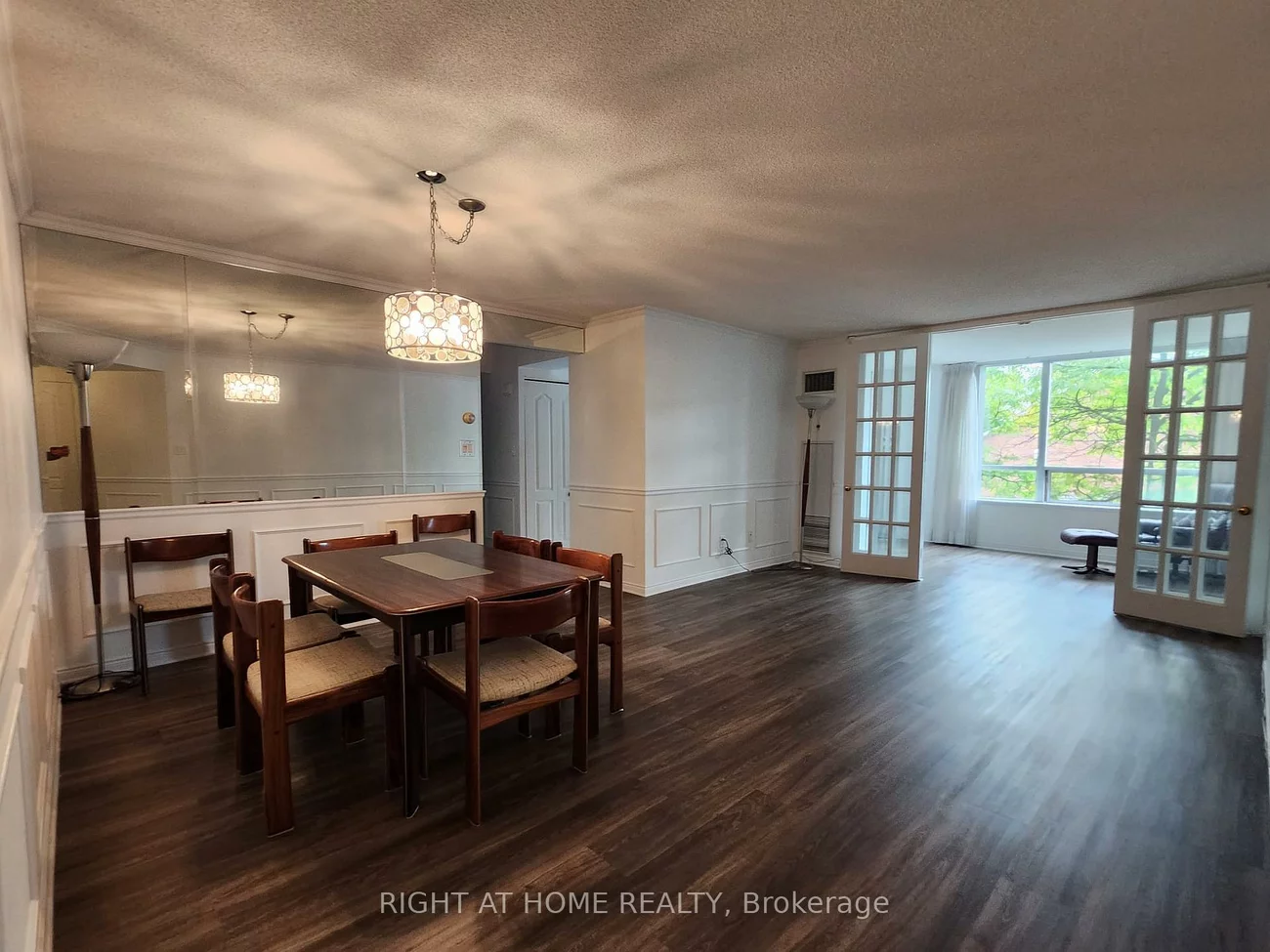 850, Steeles, Lakeview Estates, Vaughan