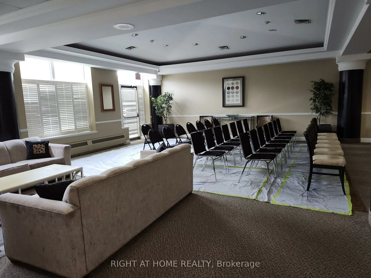 850, Steeles, Lakeview Estates, Vaughan