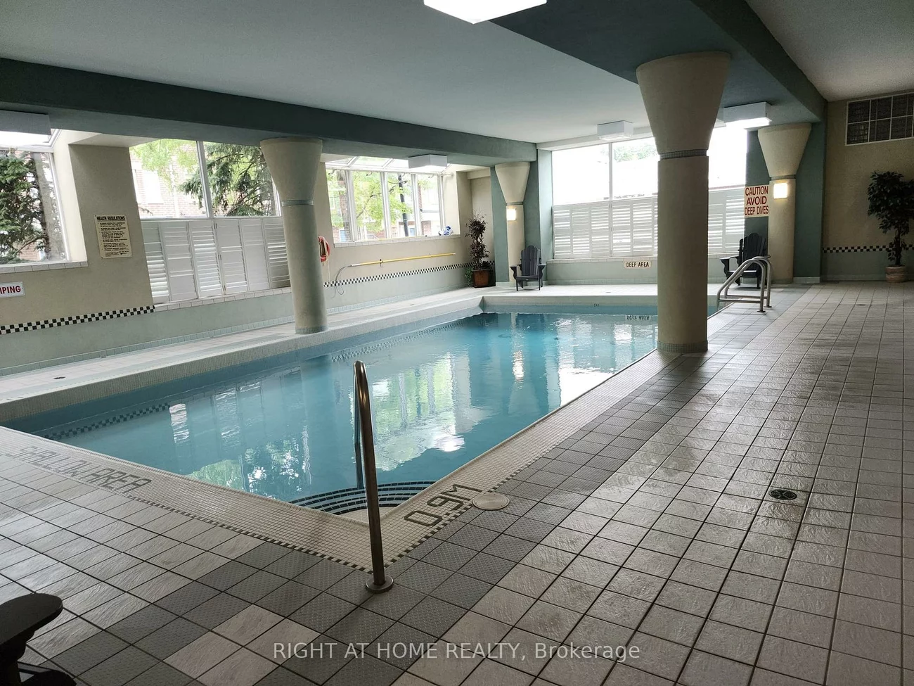 850, Steeles, Lakeview Estates, Vaughan