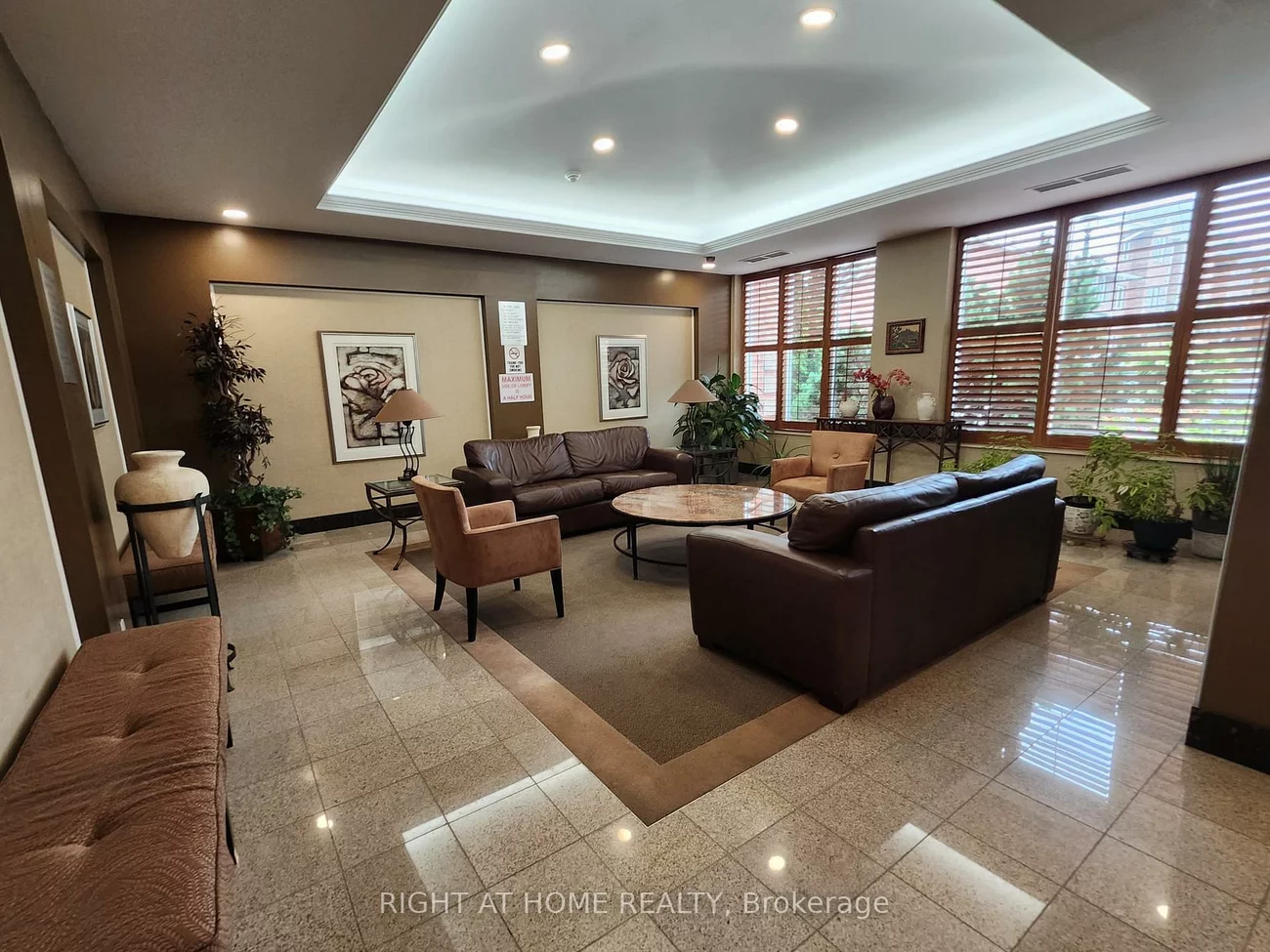 850, Steeles, Lakeview Estates, Vaughan