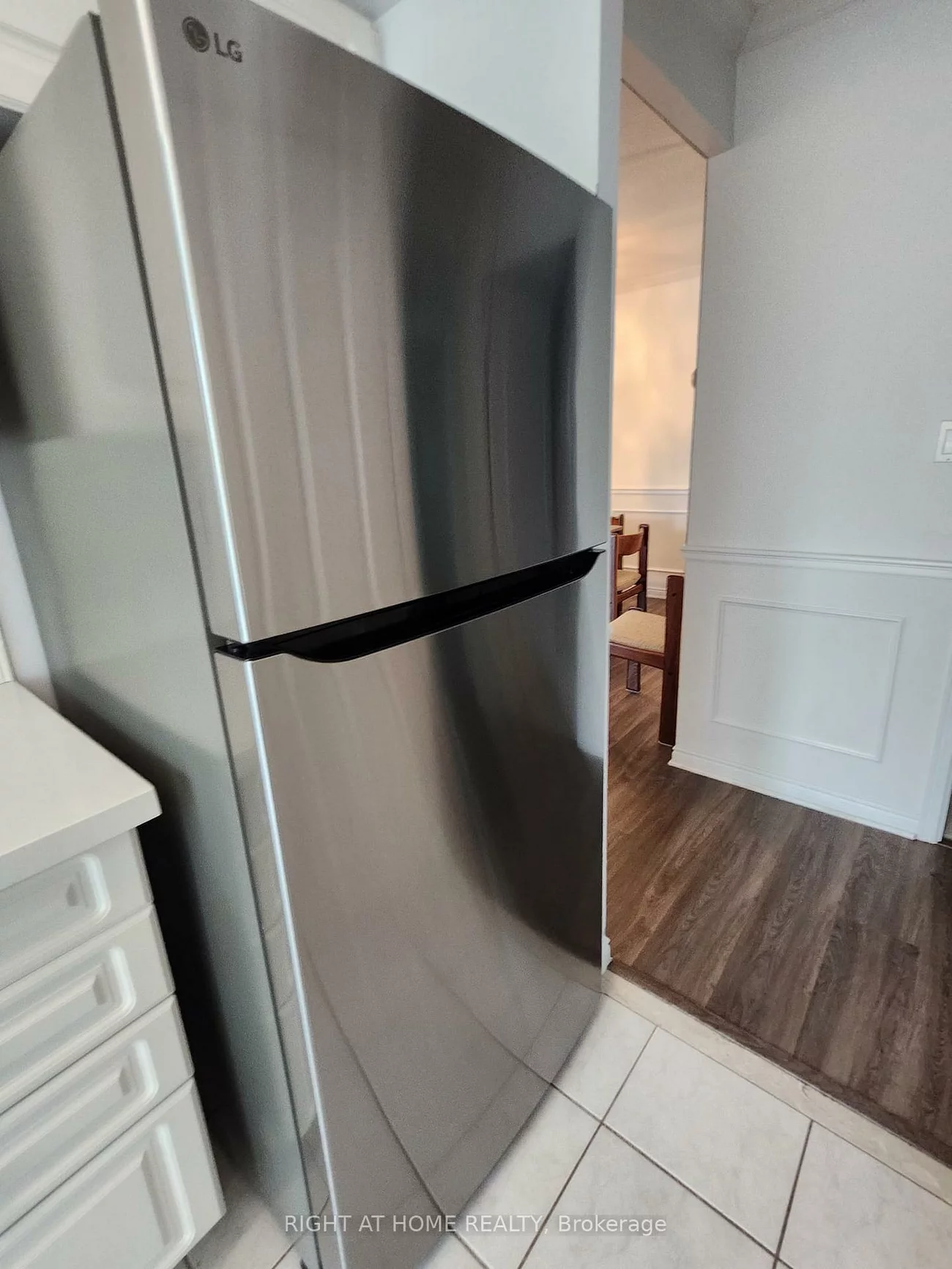 850, Steeles, Lakeview Estates, Vaughan