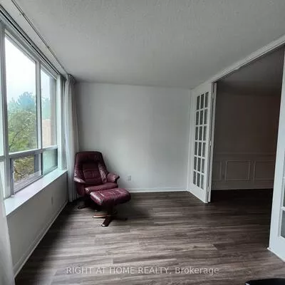850, Steeles, Lakeview Estates, Vaughan