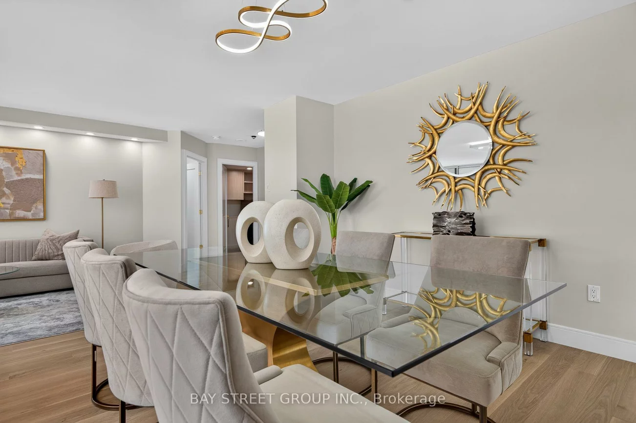 7250, Yonge, Crestwood-Springfarm-Yorkhill, Vaughan
