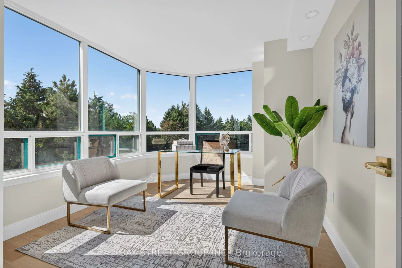 7250, Yonge, Crestwood-Springfarm-Yorkhill, Vaughan