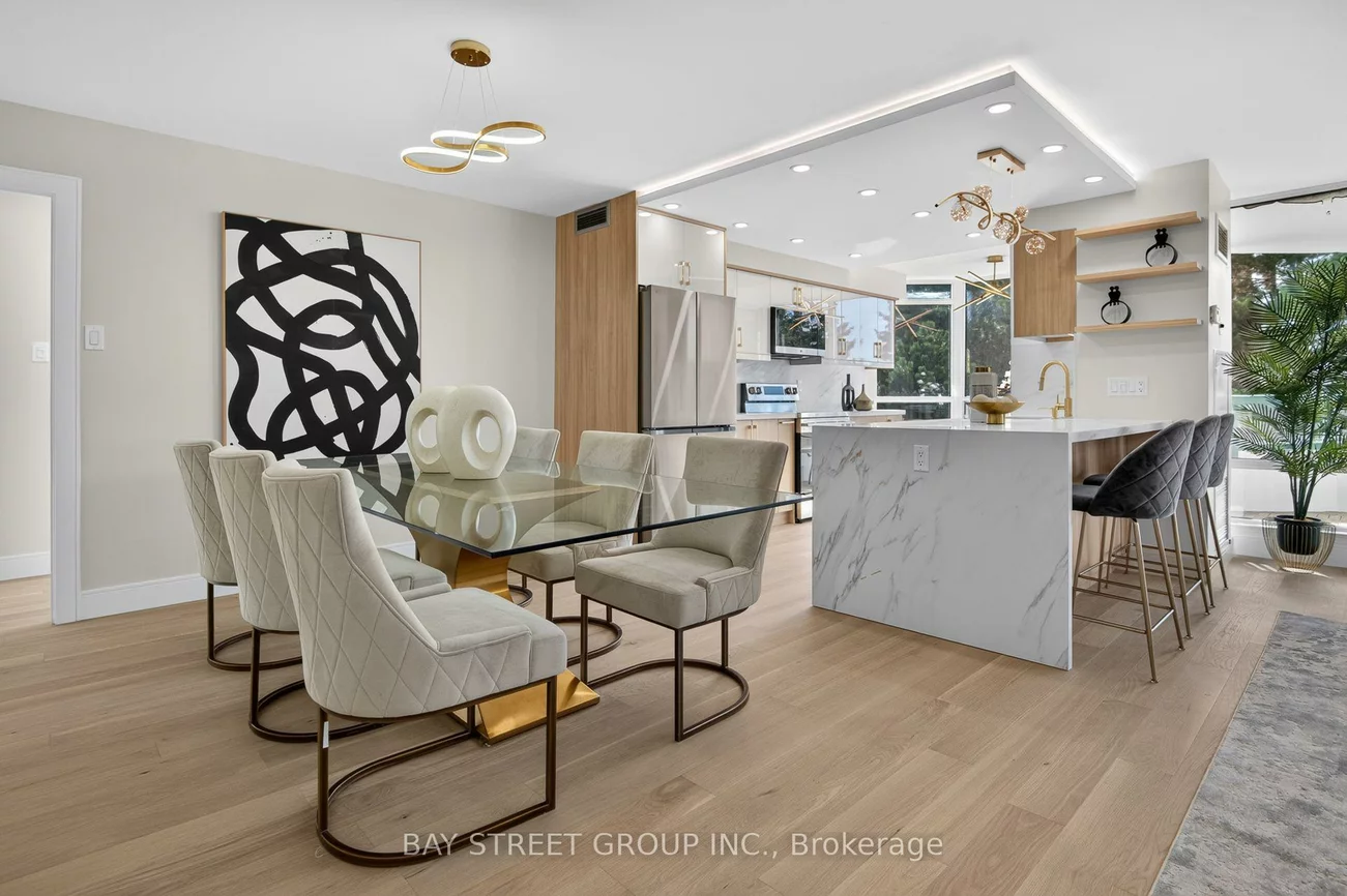 7250, Yonge, Crestwood-Springfarm-Yorkhill, Vaughan