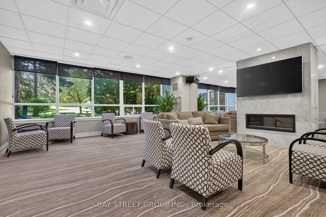 7250, Yonge, Crestwood-Springfarm-Yorkhill, Vaughan