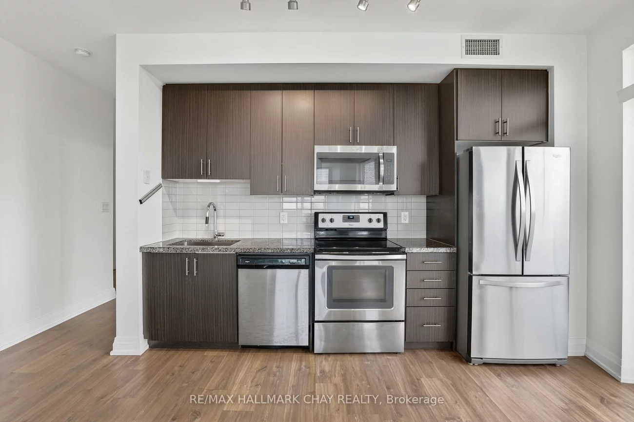 3700, Highway 7, Vaughan Corporate Centre, Vaughan