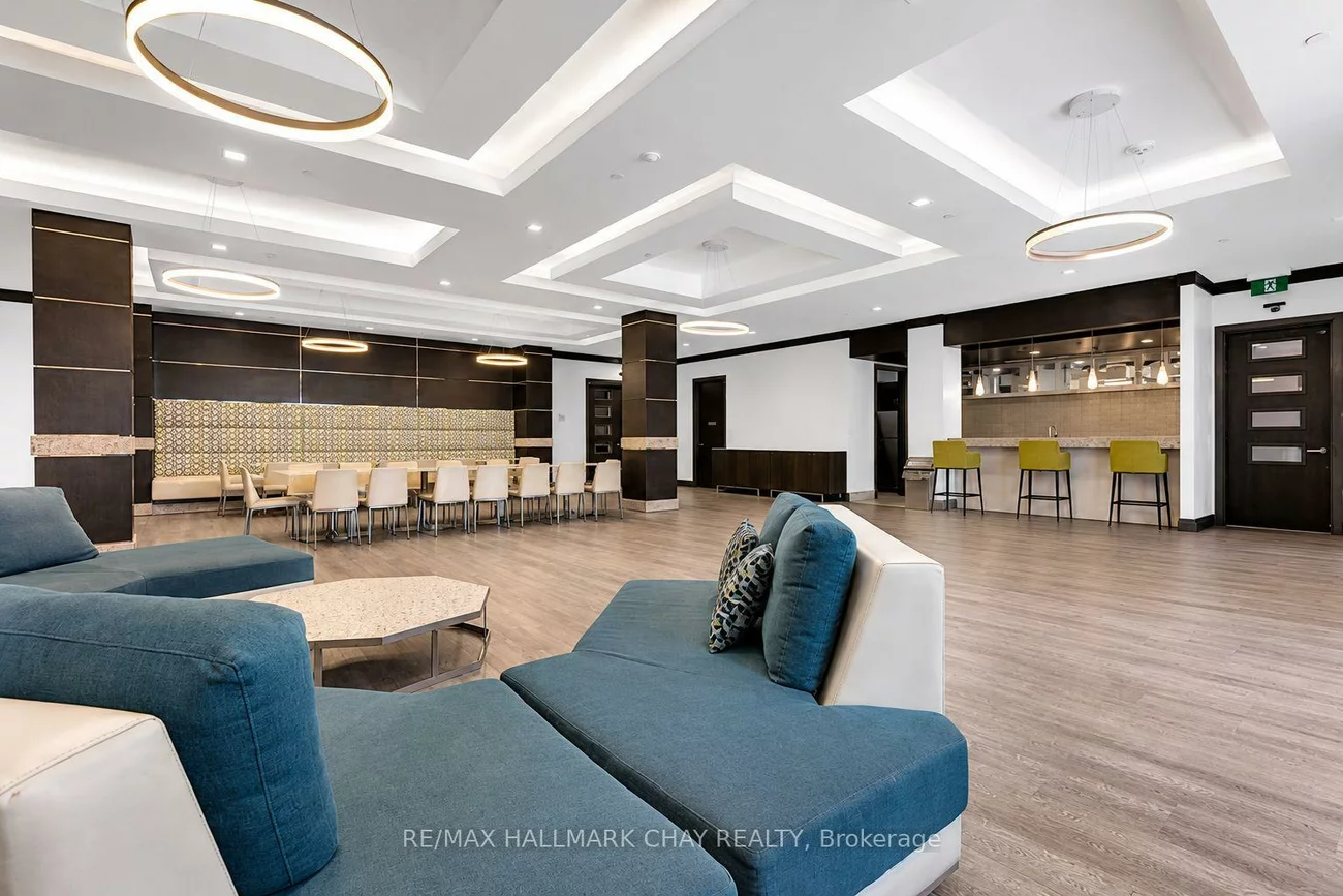 3700, Highway 7, Vaughan Corporate Centre, Vaughan