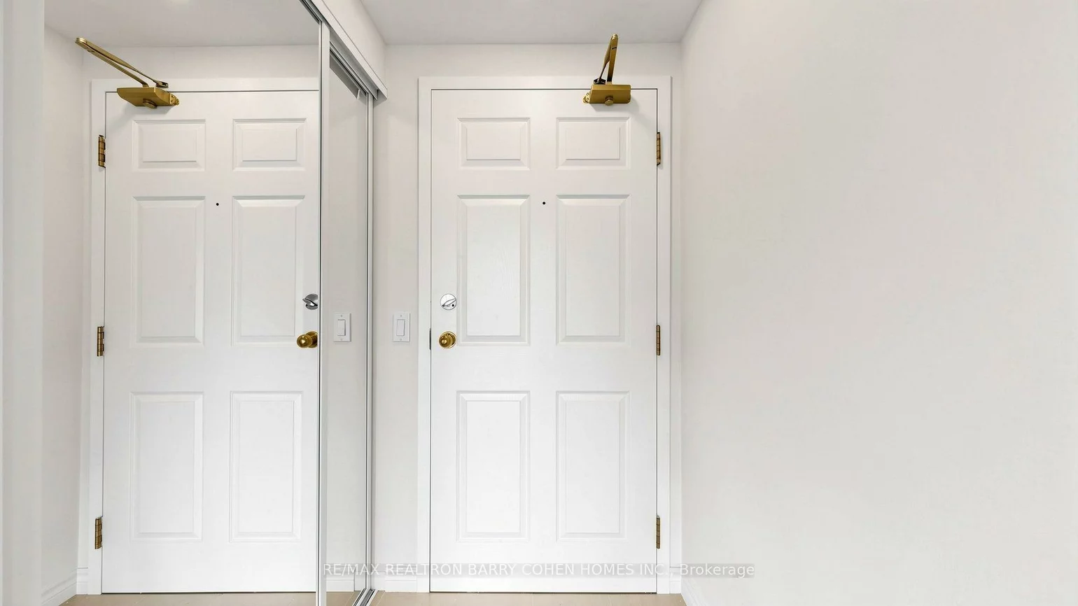 7398, Yonge, Crestwood-Springfarm-Yorkhill, Vaughan