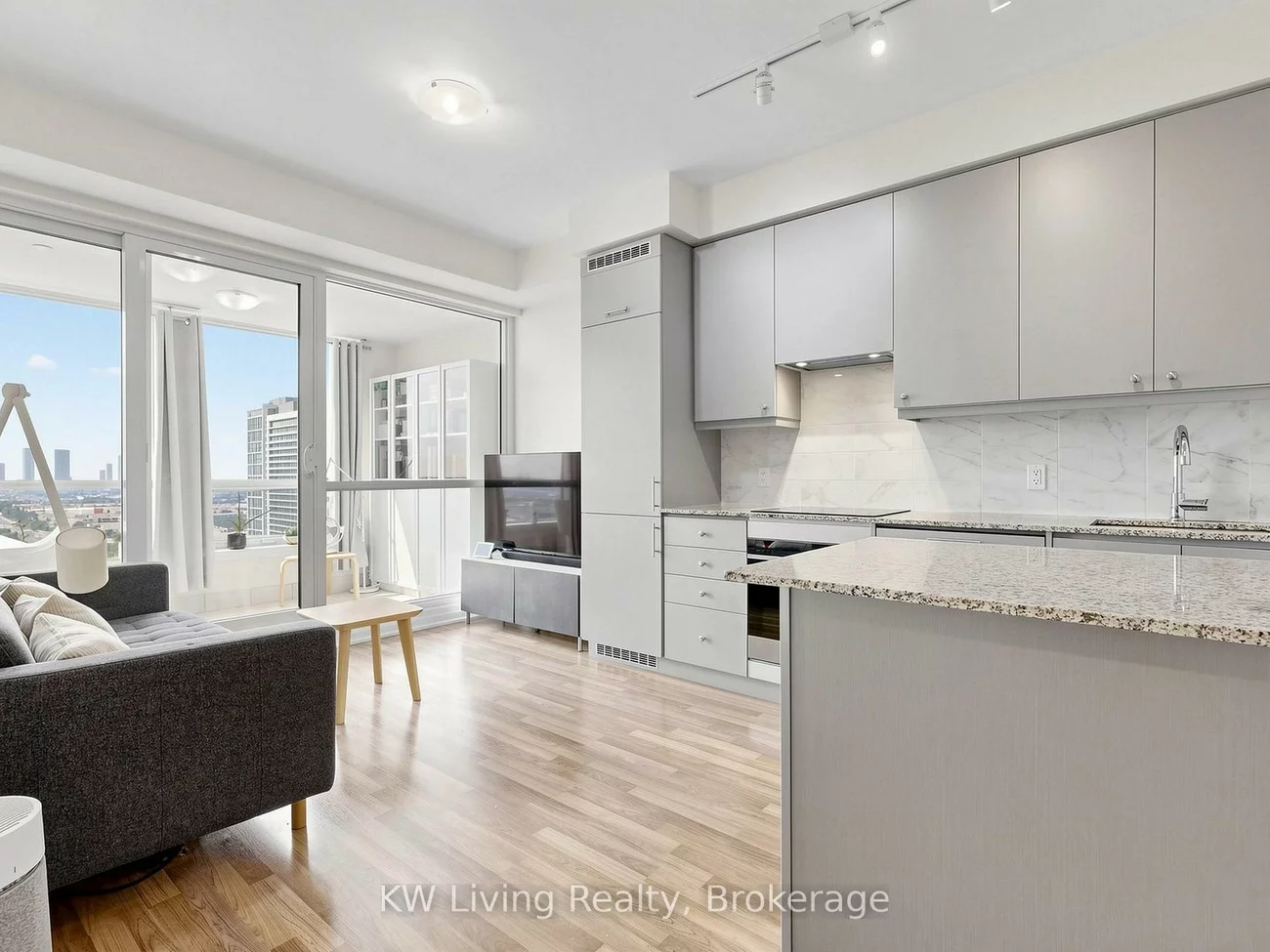9075, Jane, Concord, Vaughan