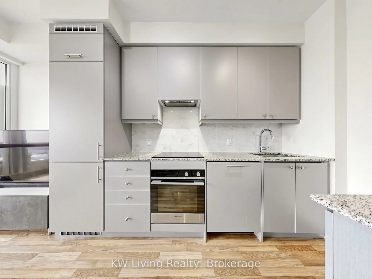 9075, Jane, Concord, Vaughan
