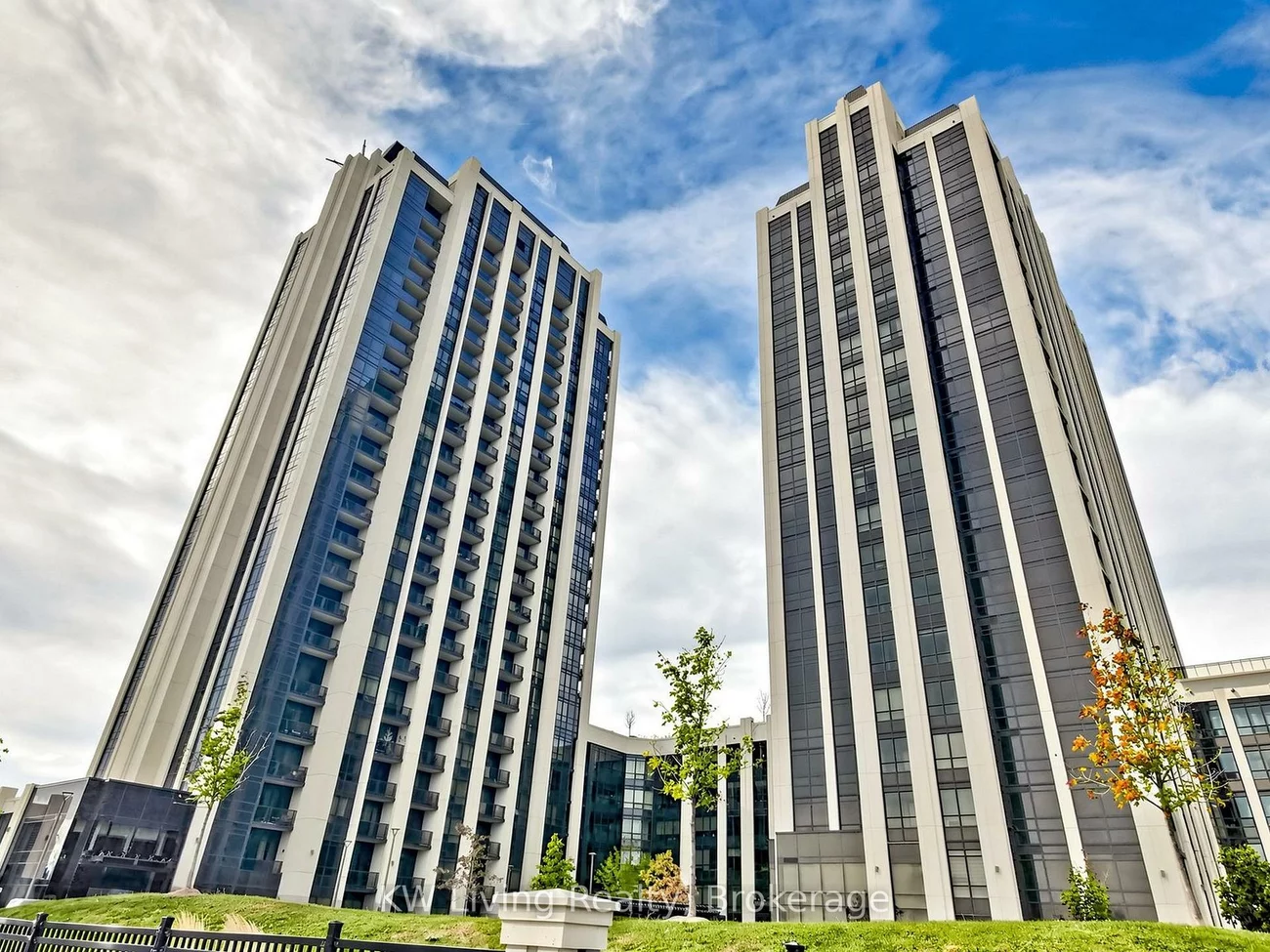 9075, Jane, Concord, Vaughan