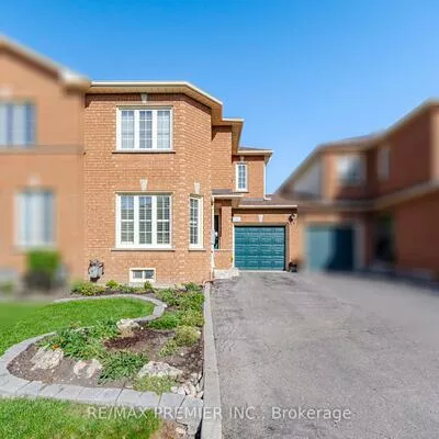 102, Pinedale, East Woodbridge, Vaughan
