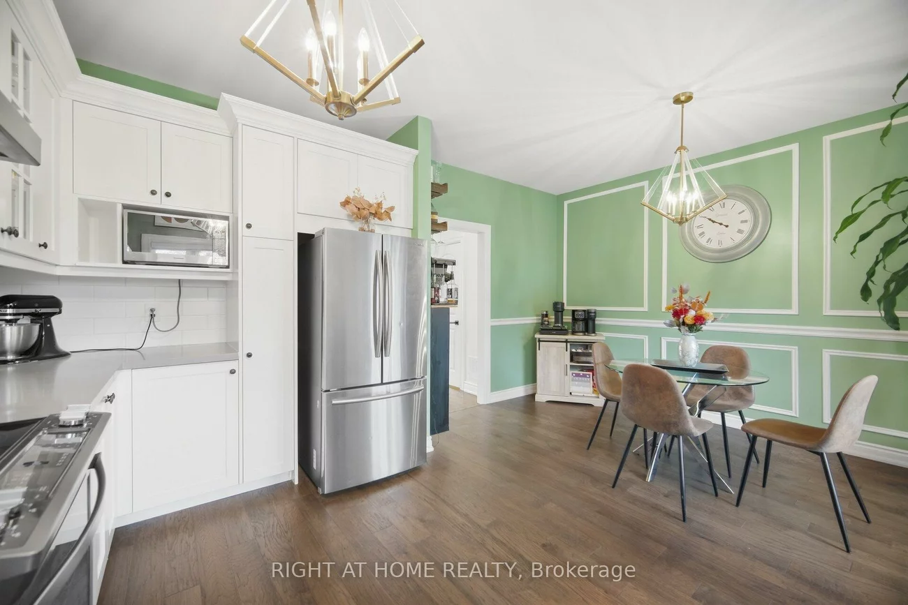 8032, Kipling, West Woodbridge, Vaughan