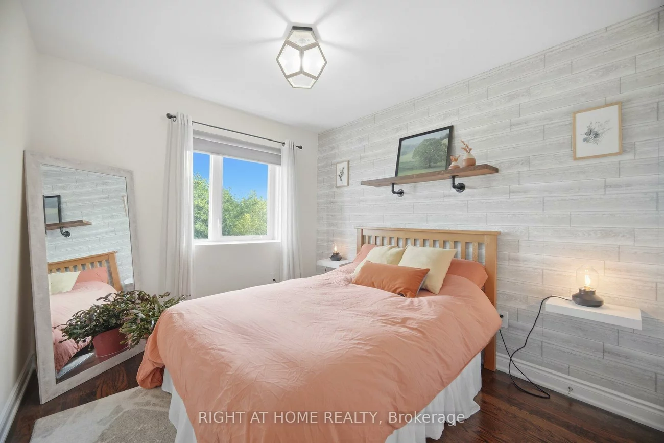 8032, Kipling, West Woodbridge, Vaughan