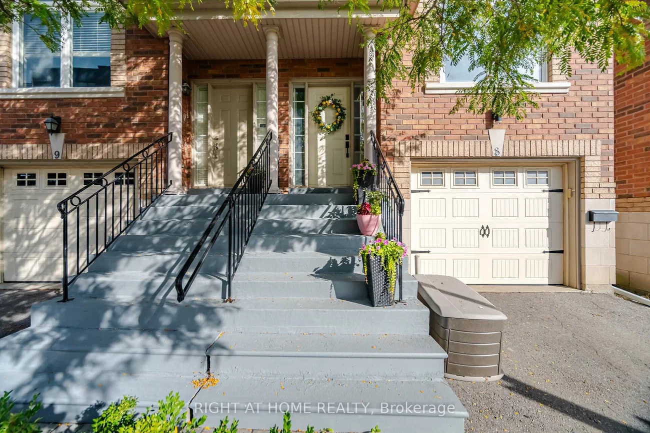 8032, Kipling, West Woodbridge, Vaughan