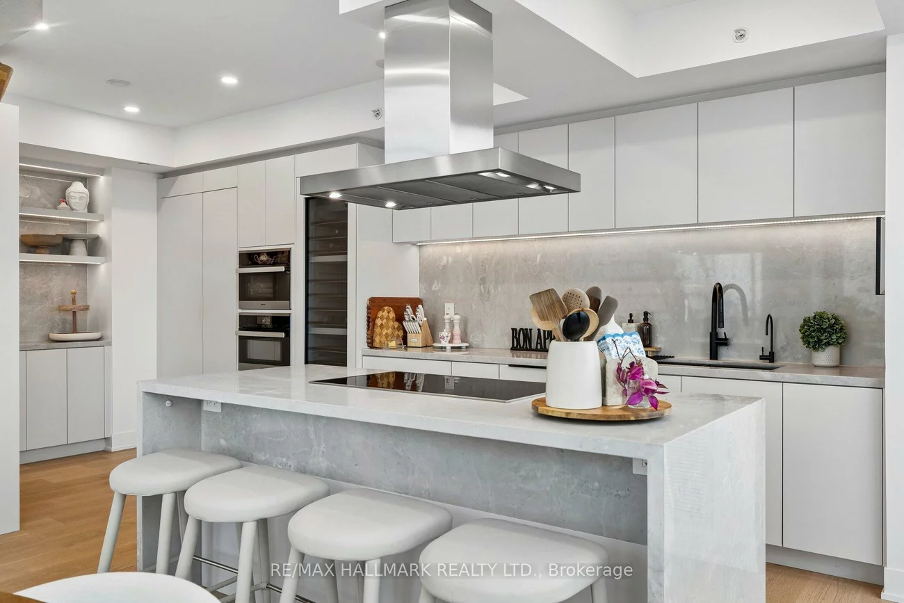 2908, Highway 7, Concord, Vaughan