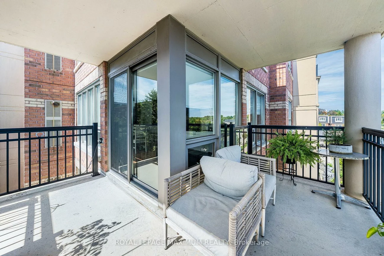 8026, Kipling, West Woodbridge, Vaughan