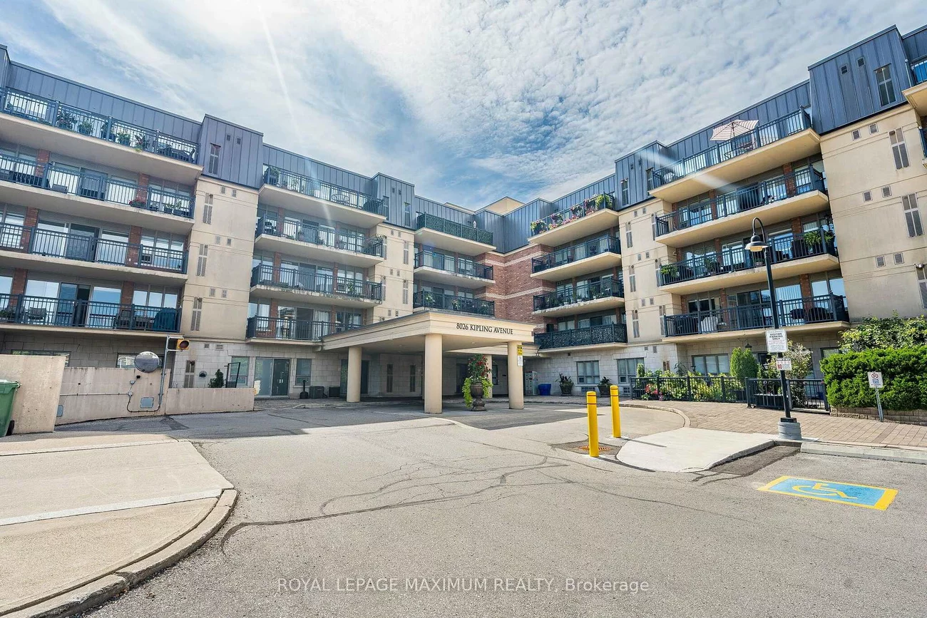 8026, Kipling, West Woodbridge, Vaughan
