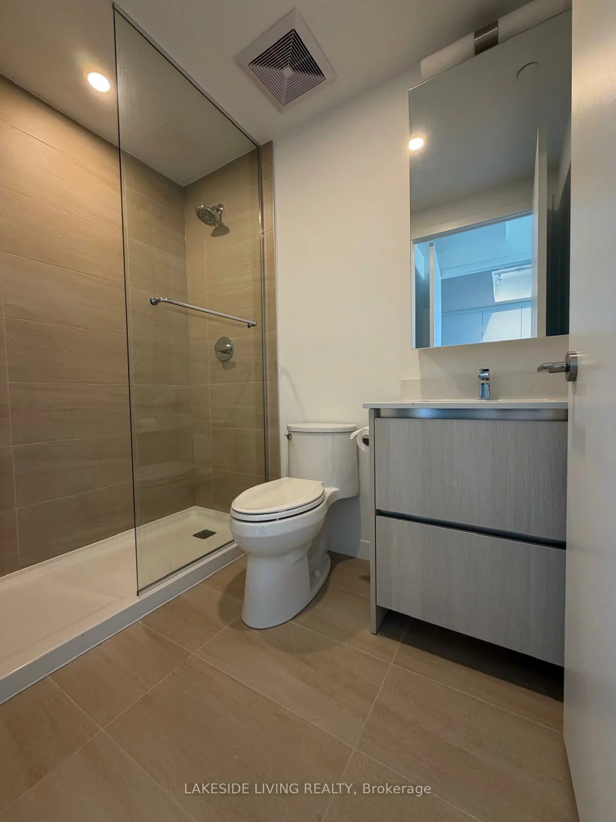 8188, Yonge, Uplands, Vaughan