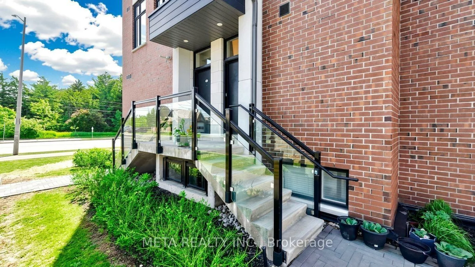 9560, Islington, Sonoma Heights, Vaughan