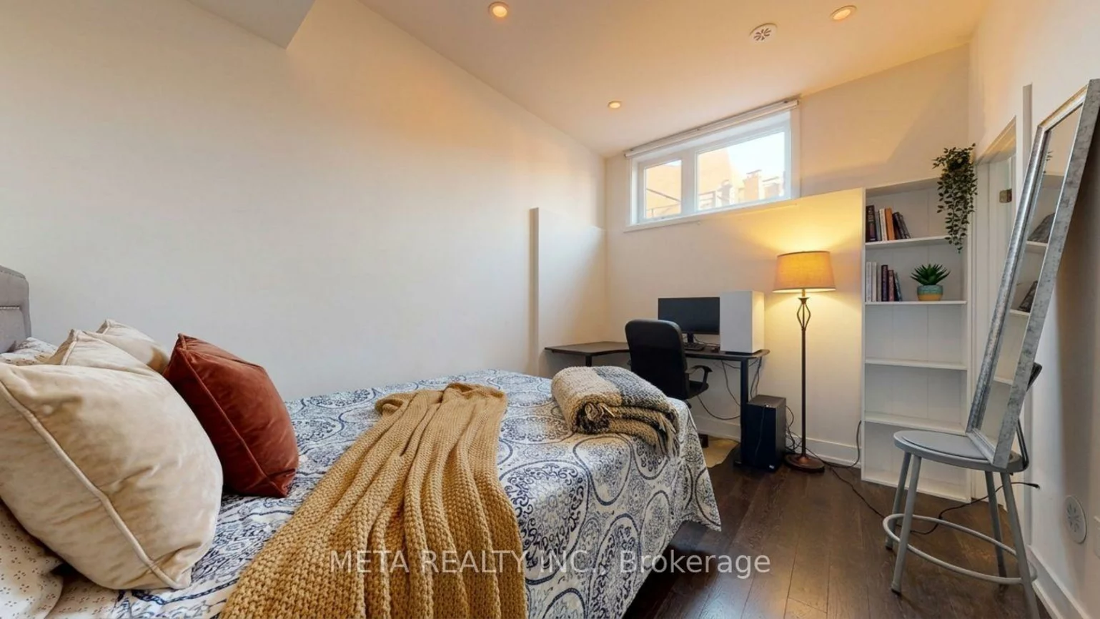 9560, Islington, Sonoma Heights, Vaughan