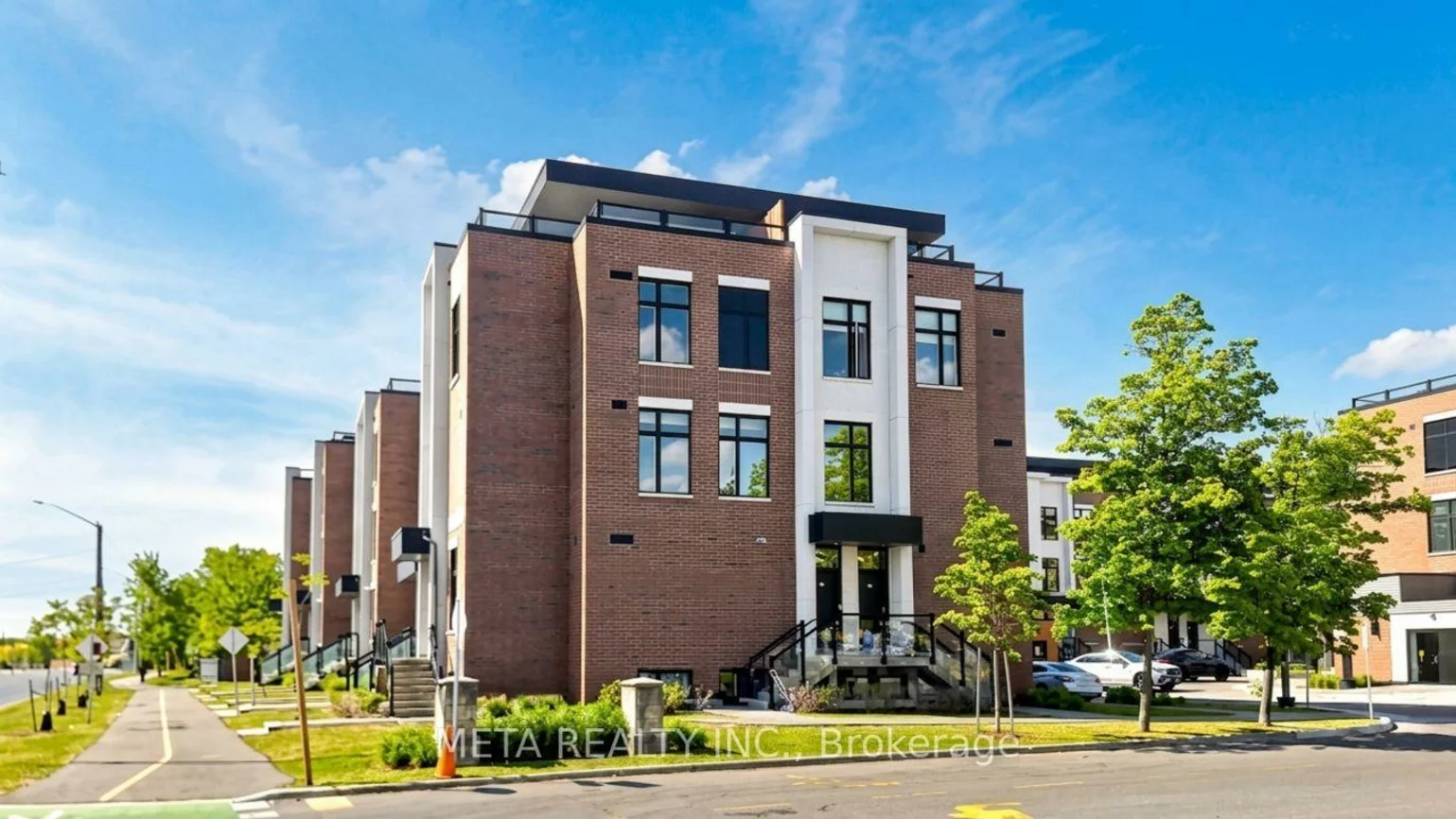 9560, Islington, Sonoma Heights, Vaughan