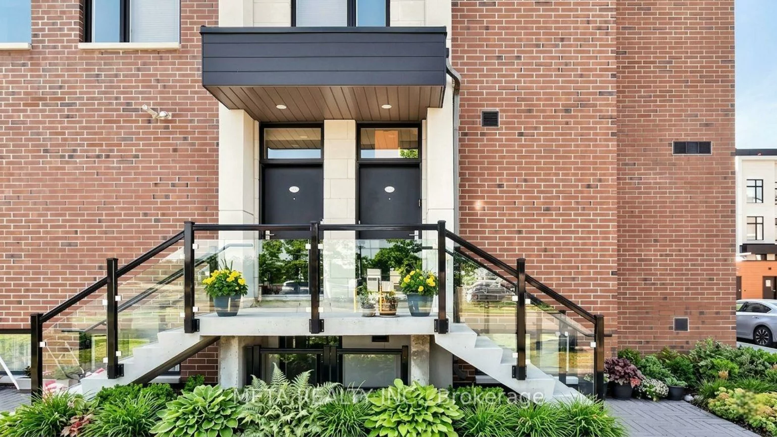 9560, Islington, Sonoma Heights, Vaughan