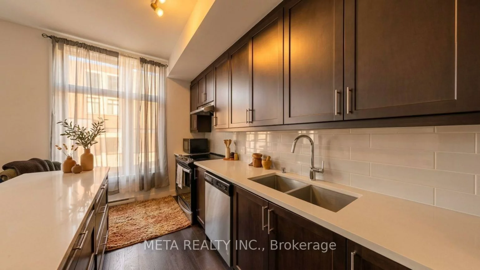 9560, Islington, Sonoma Heights, Vaughan