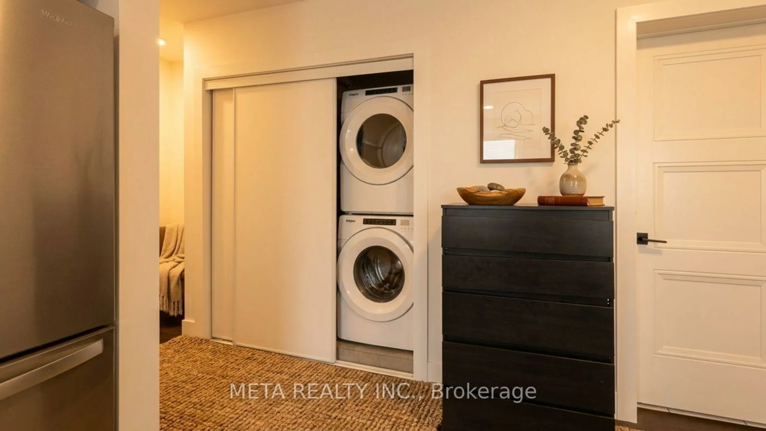 9560, Islington, Sonoma Heights, Vaughan