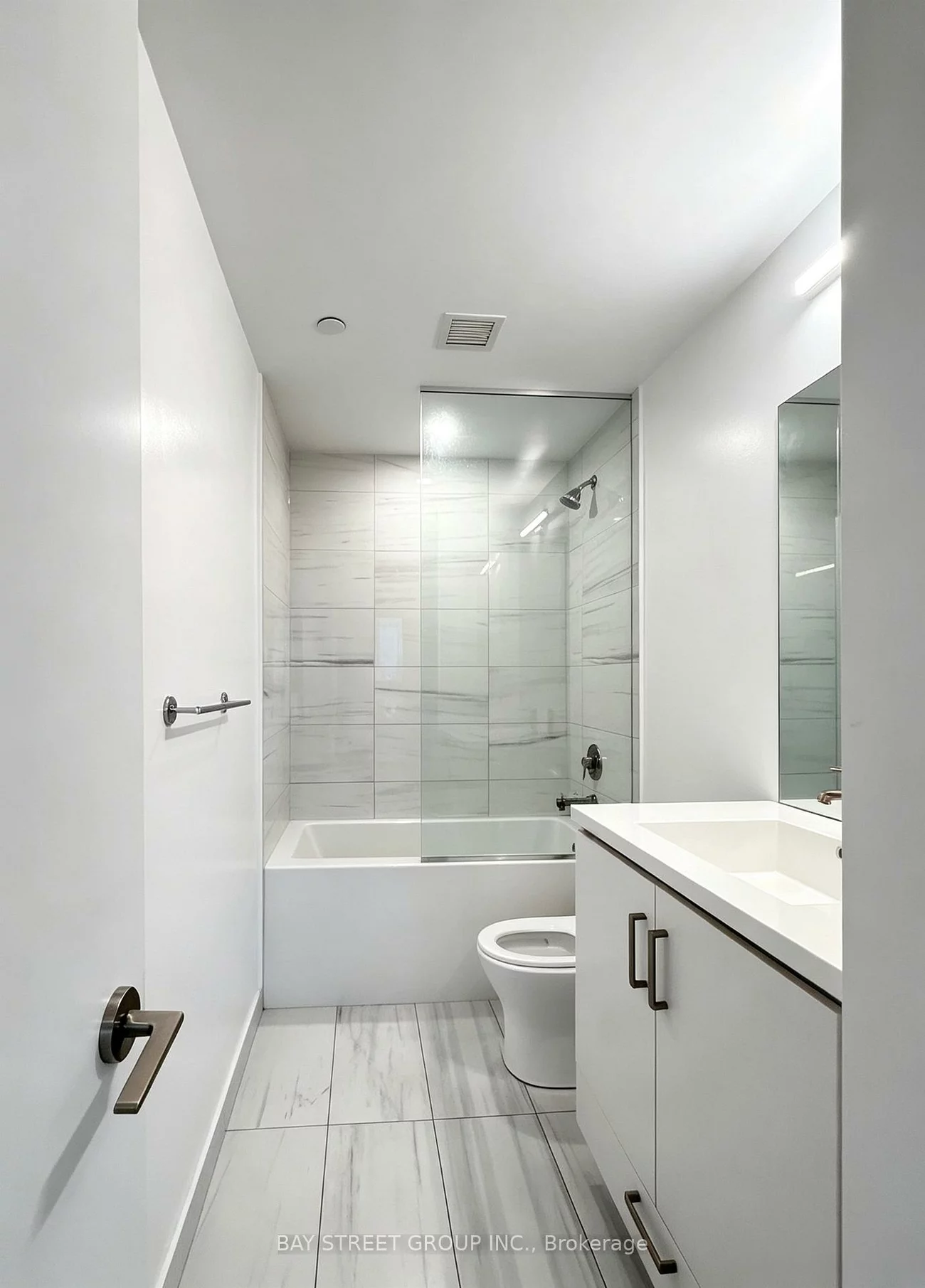 10, Honeycrisp, Vaughan Corporate Centre, Vaughan