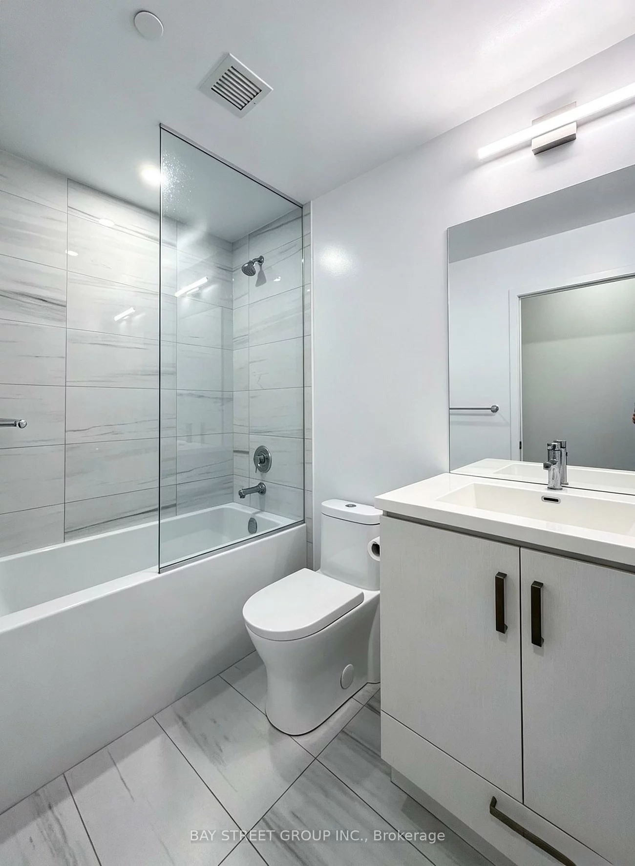 10, Honeycrisp, Vaughan Corporate Centre, Vaughan