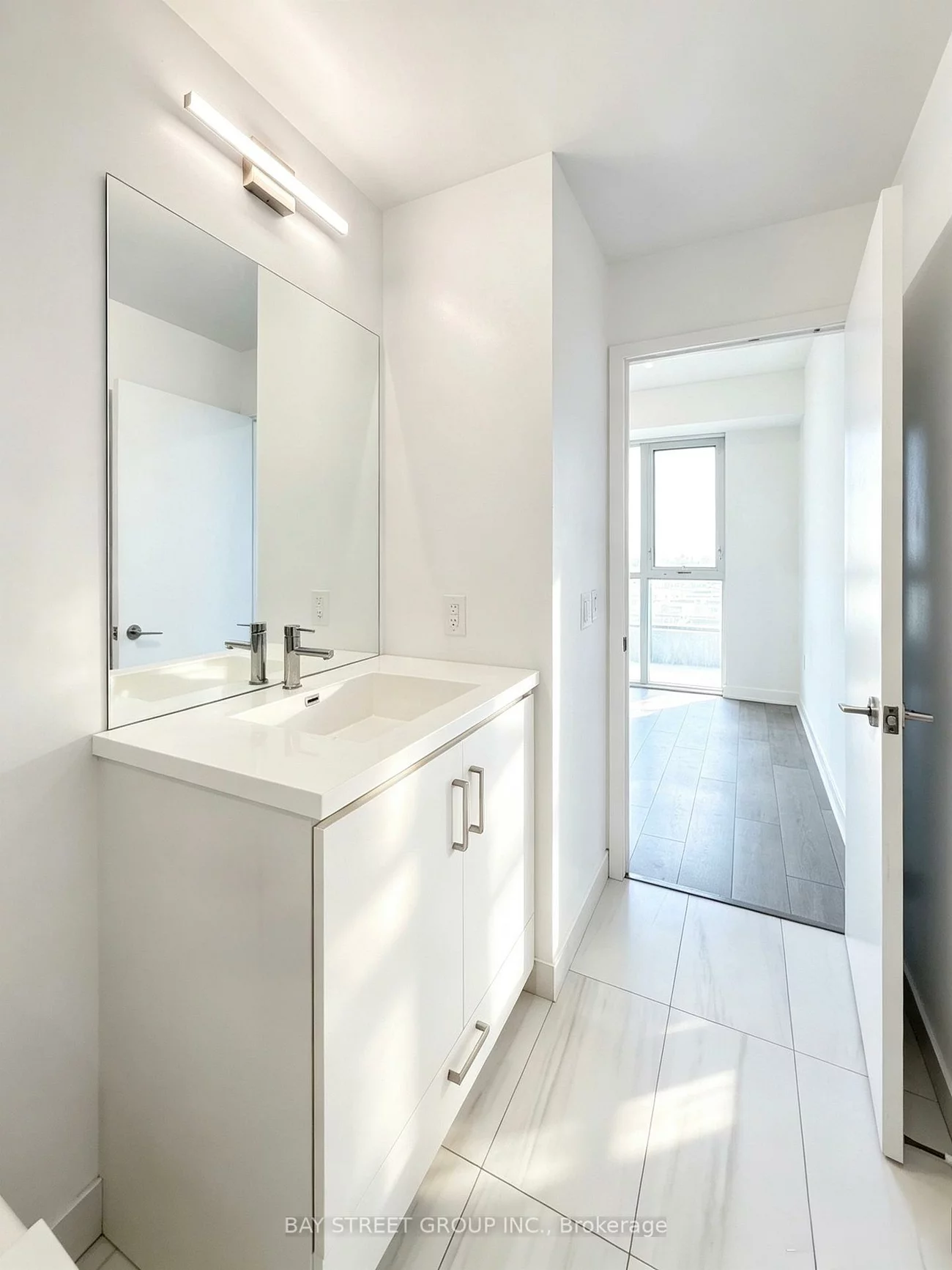 10, Honeycrisp, Vaughan Corporate Centre, Vaughan