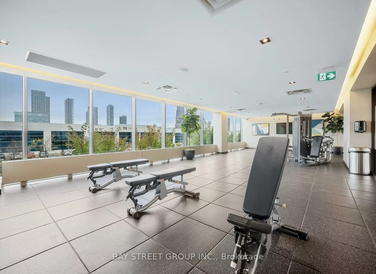 10, Honeycrisp, Vaughan Corporate Centre, Vaughan