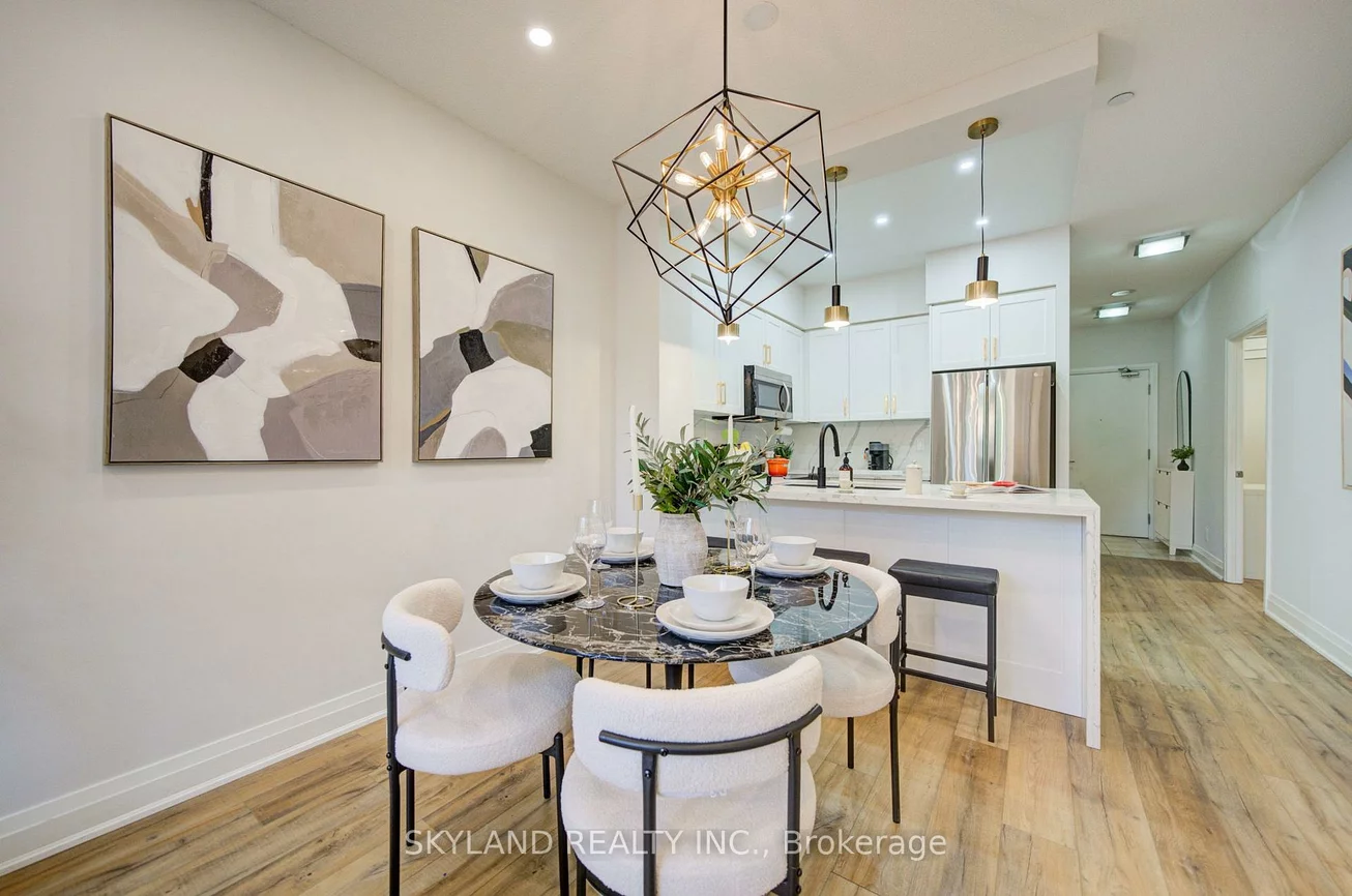 520, Steeles, Crestwood-Springfarm-Yorkhill, Vaughan
