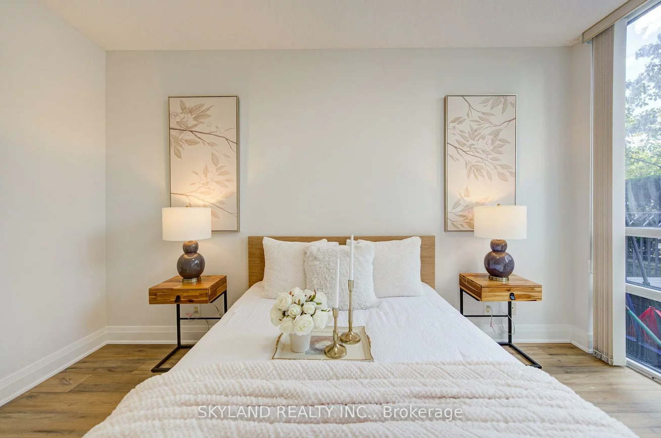 520, Steeles, Crestwood-Springfarm-Yorkhill, Vaughan