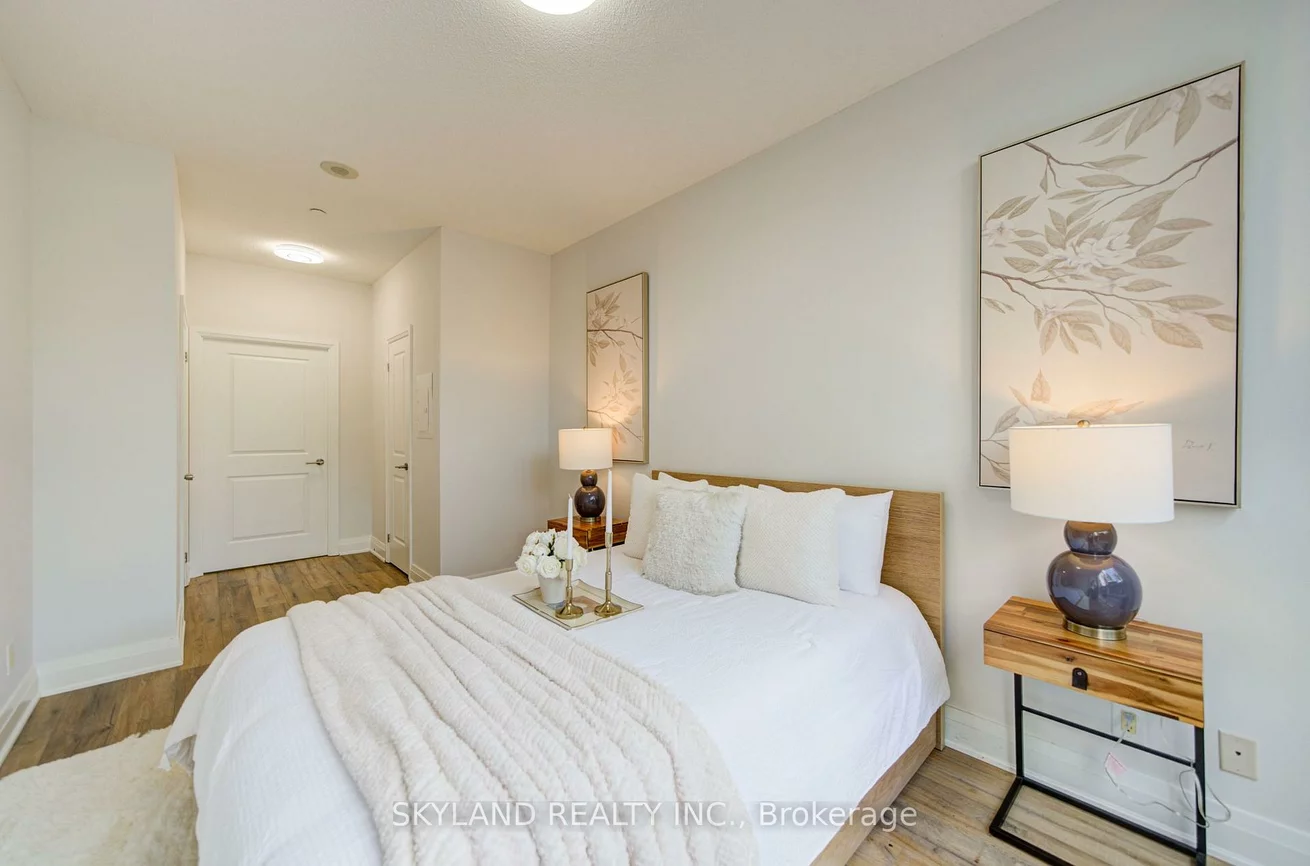 520, Steeles, Crestwood-Springfarm-Yorkhill, Vaughan