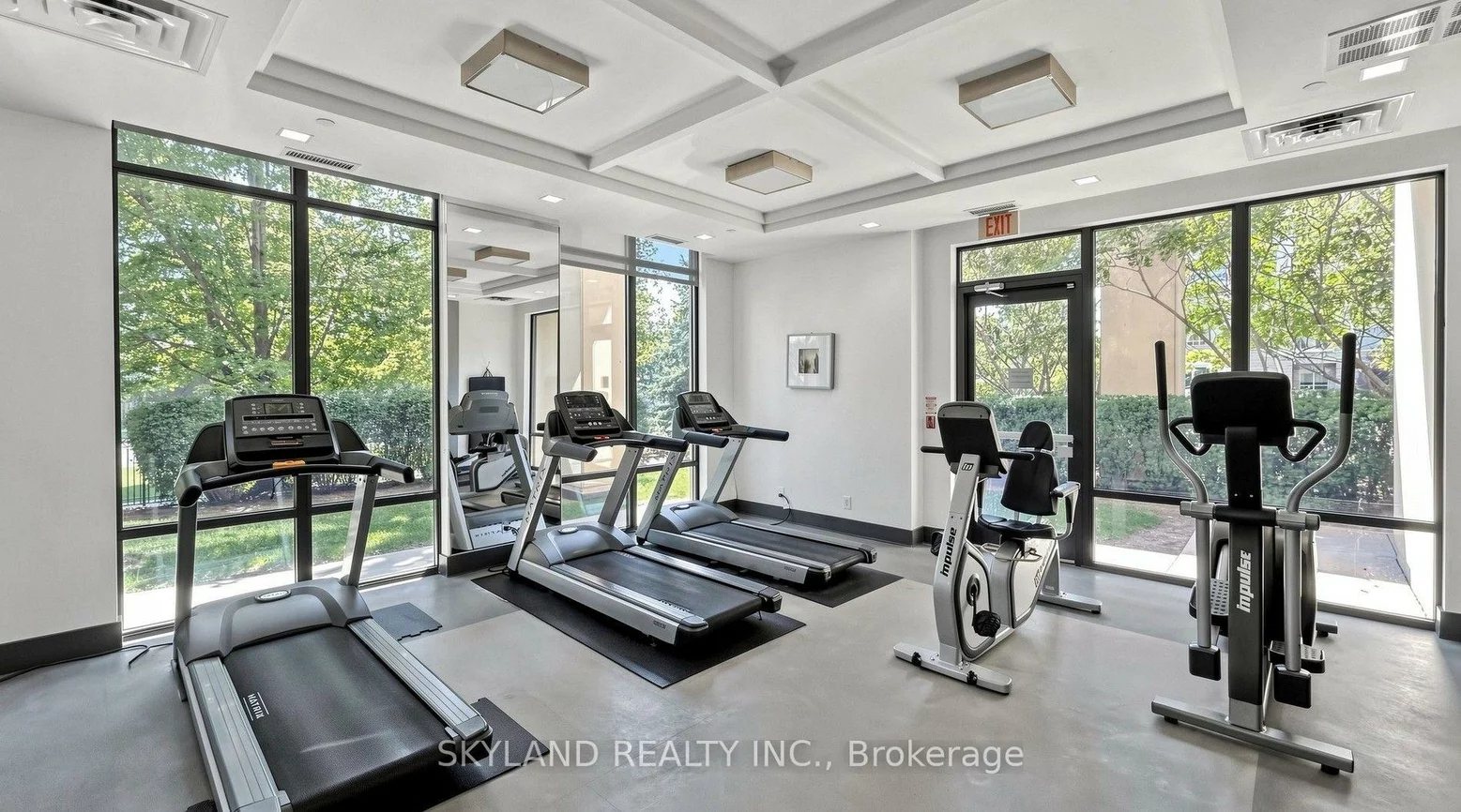 520, Steeles, Crestwood-Springfarm-Yorkhill, Vaughan