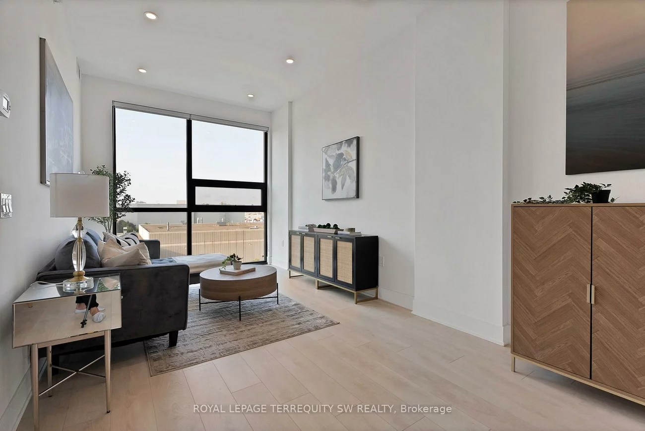 2916, Highway 7, Concord, Vaughan
