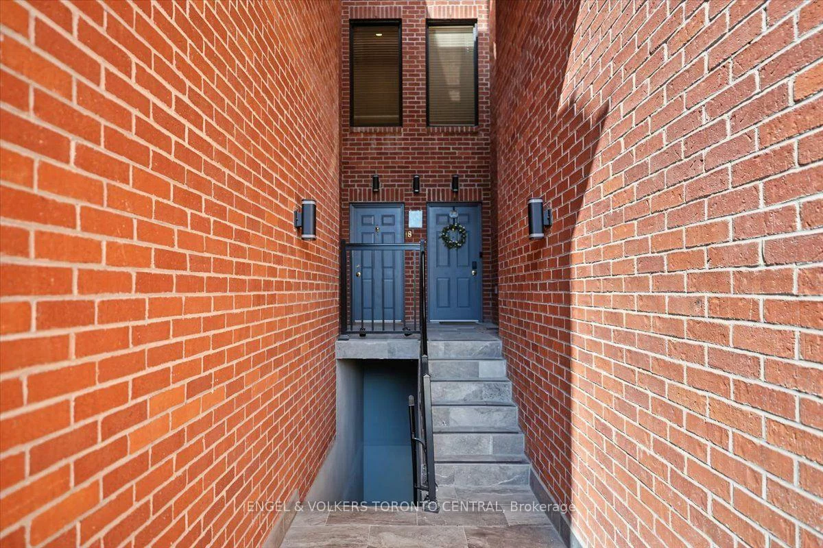 100, Arbors, West Woodbridge, Vaughan