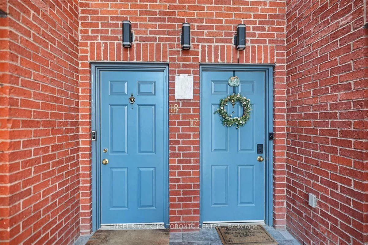 100, Arbors, West Woodbridge, Vaughan